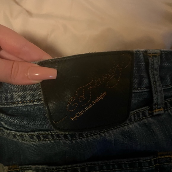 Baggy Ed Hardy Jeans - Picture 2 of 4